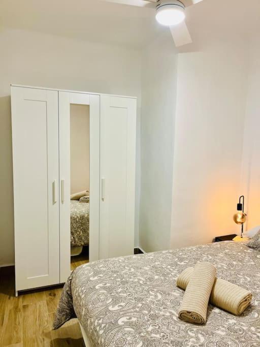 New Spacious And Cozy Apartment - Malaga Zewnętrze zdjęcie
