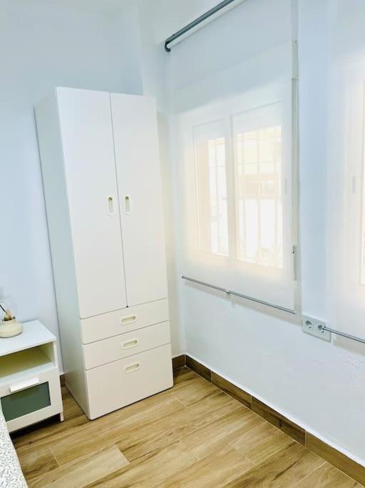 New Spacious And Cozy Apartment - Malaga Zewnętrze zdjęcie