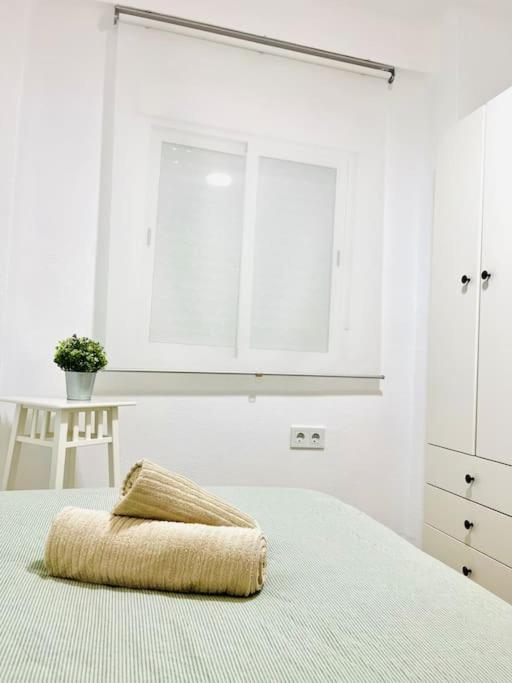 New Spacious And Cozy Apartment - Malaga Zewnętrze zdjęcie